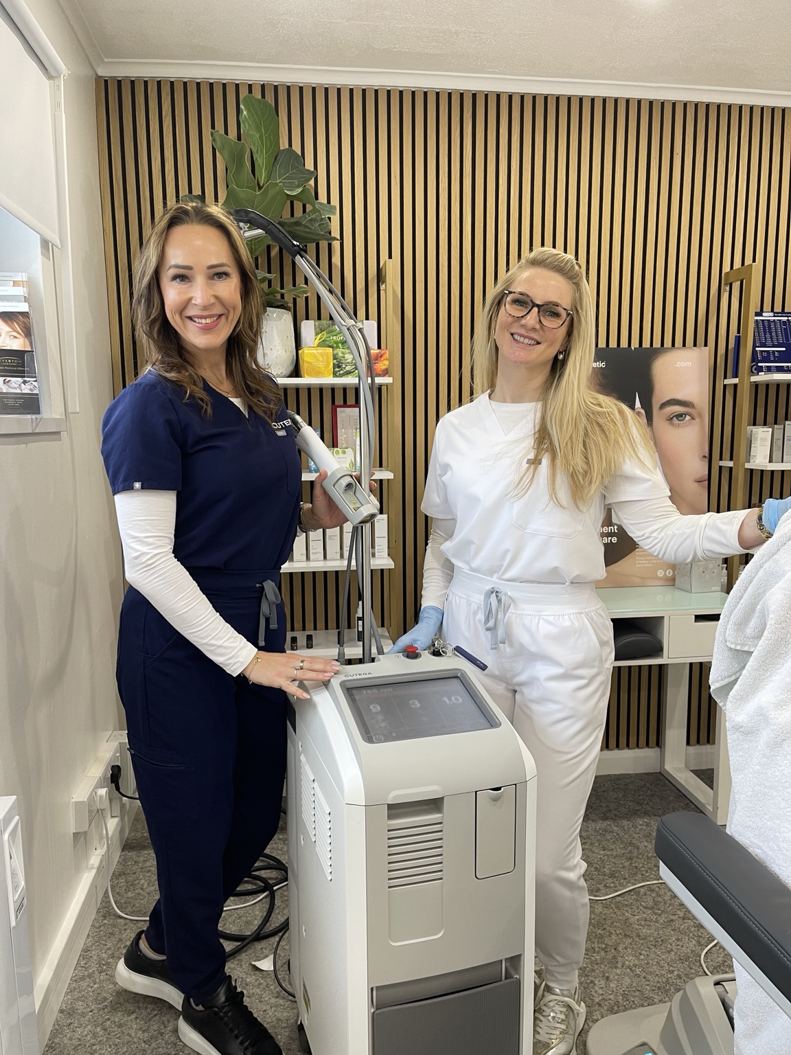 Vicki during in-clinic Cutera laser training with Kristina